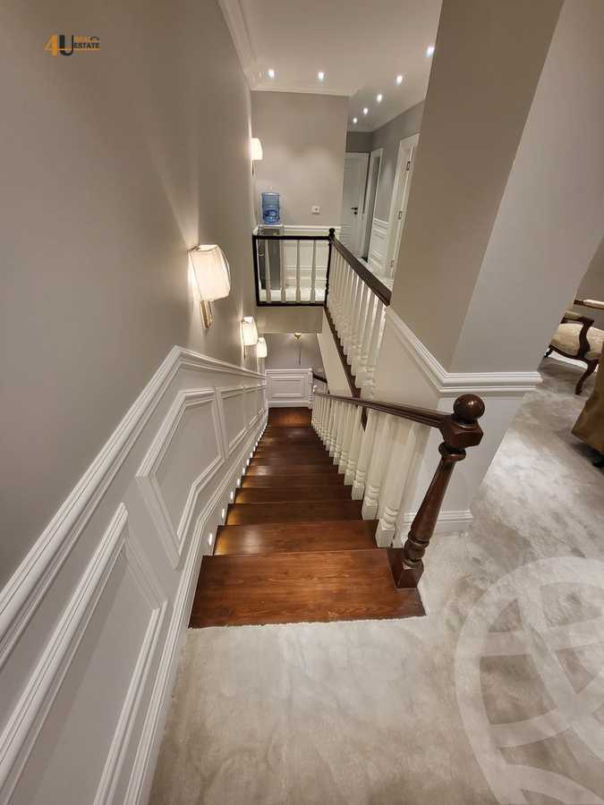 https://aqarmap.com.eg/en/listing/6153876-for-sale-cairo-new-cairo-compounds-mountain-view-hyde-park
