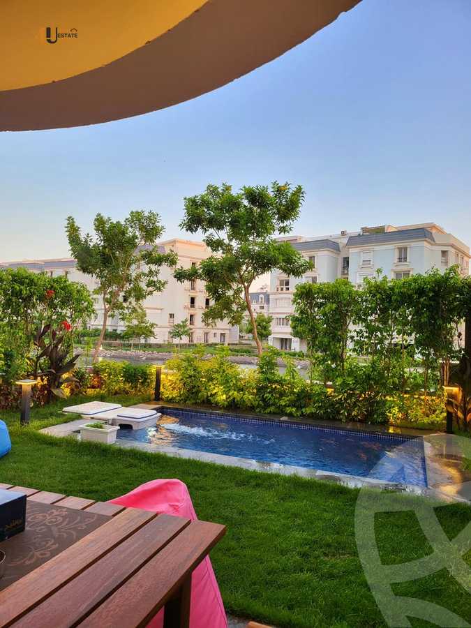 https://aqarmap.com.eg/en/listing/6153876-for-sale-cairo-new-cairo-compounds-mountain-view-hyde-park