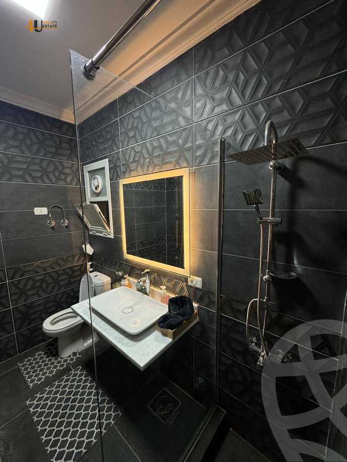 https://aqarmap.com.eg/en/listing/6165286-for-rent-cairo-new-cairo-compounds-hyde-park-centre-ville-hyde-park