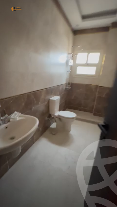 https://aqarmap.com.eg/en/listing/6174215-for-sale-cairo-new-cairo-compounds-el-mostashareen-compound