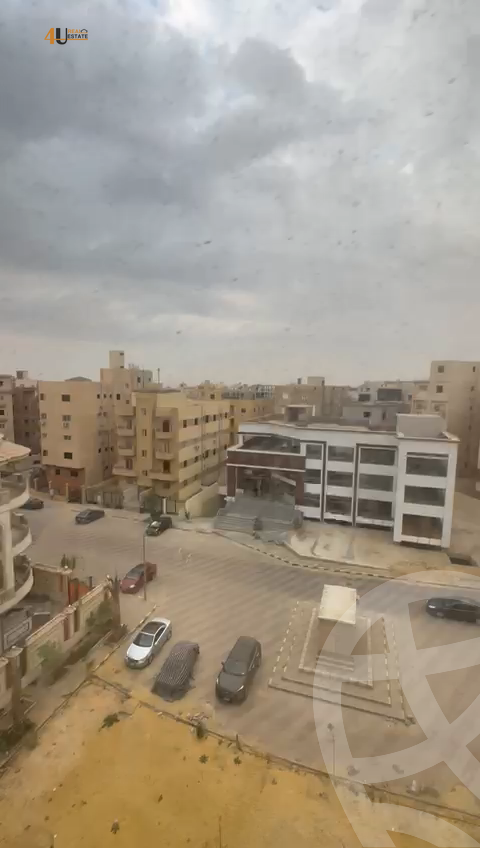 https://aqarmap.com.eg/en/listing/6174215-for-sale-cairo-new-cairo-compounds-el-mostashareen-compound