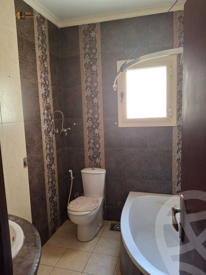 https://aqarmap.com.eg/ar/listing/6174305-for-rent-cairo-new-cairo-el-narges-el-narges-1-el-mosheer-ahmed-badawi-st