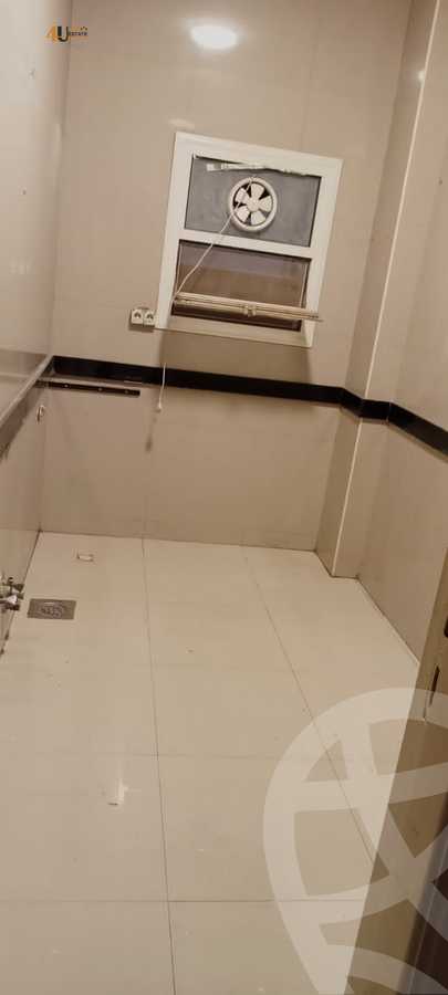 https://aqarmap.com.eg/ar/listing/6185065-for-rent-cairo-new-cairo-sharq-el-akadamiya-al-tahrir-st