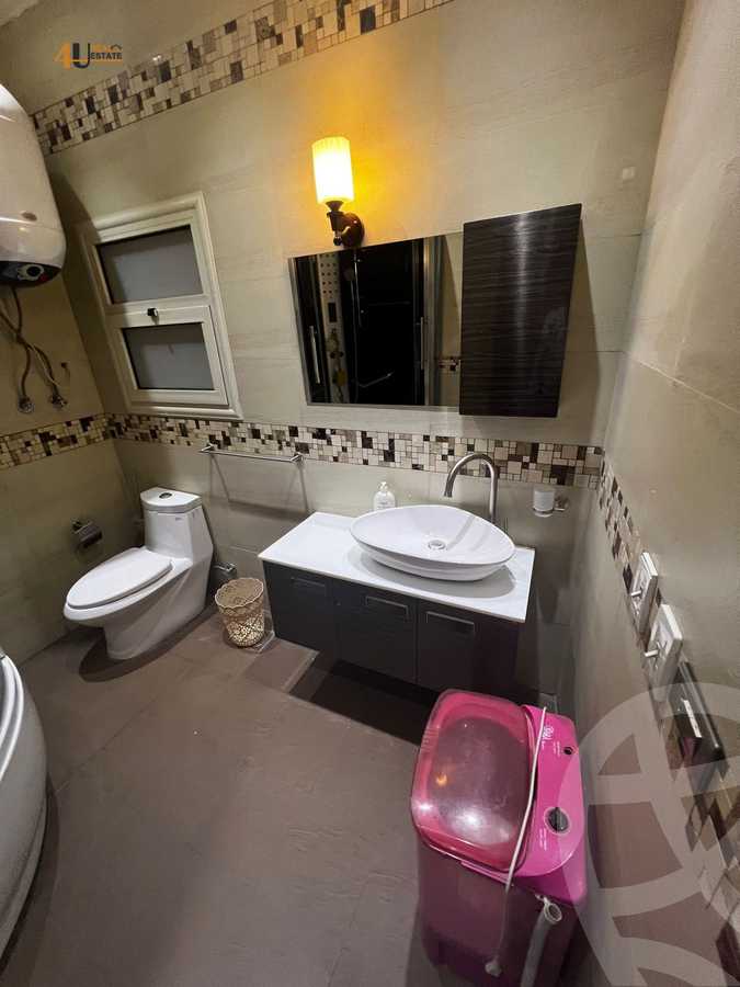 https://aqarmap.com.eg/en/listing/6187772-for-sale-cairo-new-cairo-compounds-kmbwnd-lnkhyl