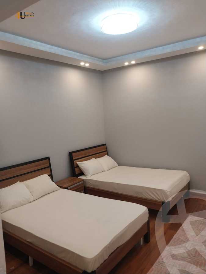 https://aqarmap.com.eg/en/listing/6189293-for-rent-cairo-new-cairo-lrhb-city-phase-2-osama-ibn-zaid-st