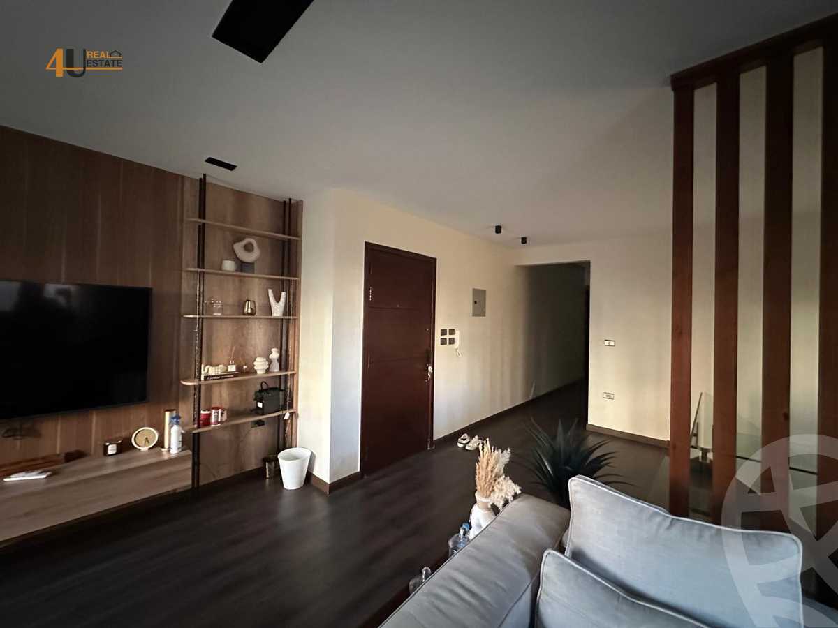 https://aqarmap.com.eg/ar/listing/6194609-for-sale-cairo-new-cairo-compounds-el-mostashareen-compound