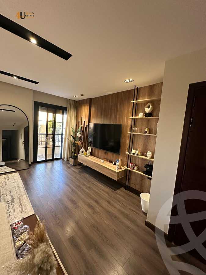 https://aqarmap.com.eg/ar/listing/6194609-for-sale-cairo-new-cairo-compounds-el-mostashareen-compound