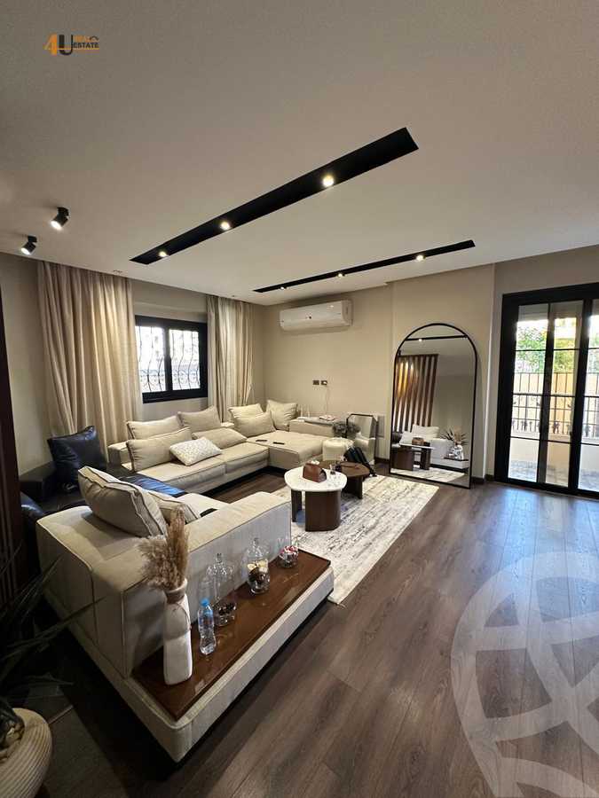 https://aqarmap.com.eg/ar/listing/6194609-for-sale-cairo-new-cairo-compounds-el-mostashareen-compound
