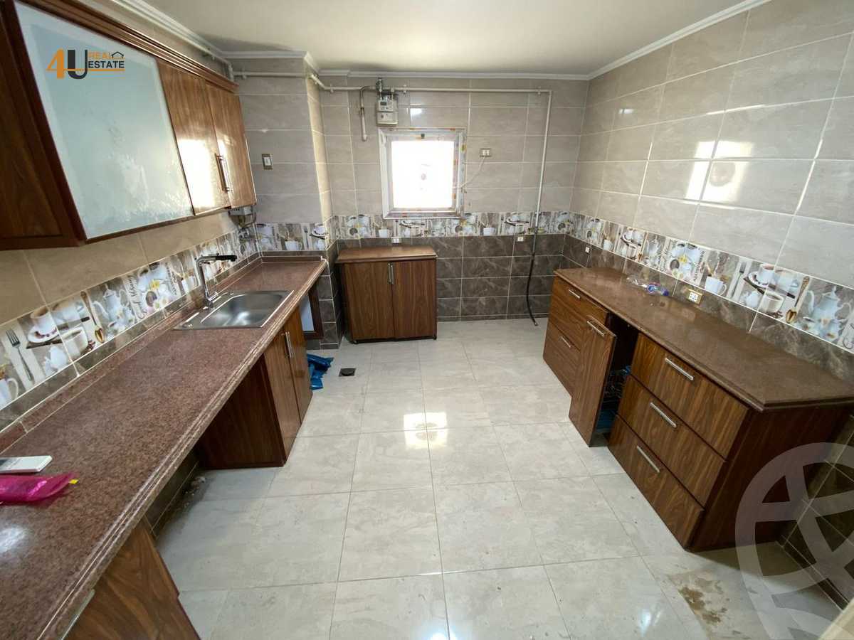 https://aqarmap.com.eg/ar/listing/6197142-for-rent-cairo-new-cairo-compounds-the-square