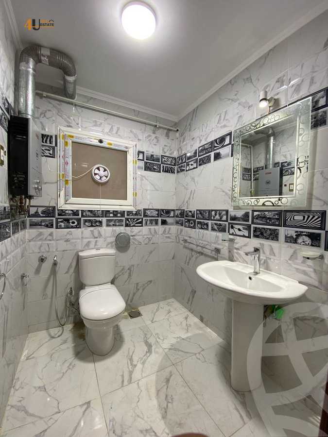 https://aqarmap.com.eg/ar/listing/6197142-for-rent-cairo-new-cairo-compounds-the-square
