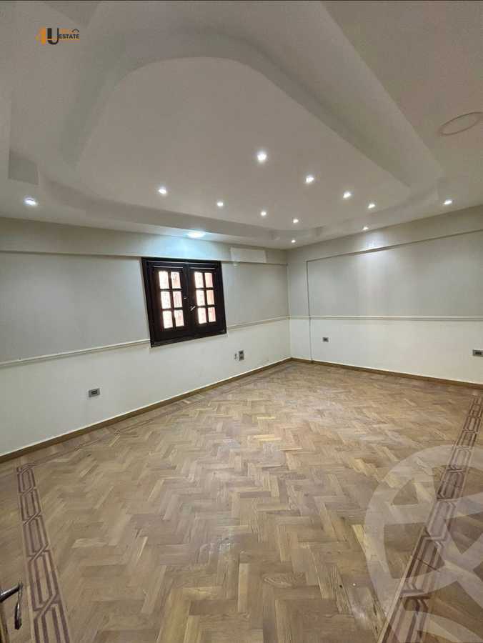 https://aqarmap.com.eg/ar/listing/6207010-for-rent-cairo-new-cairo-ganob-el-akadamiya-south-academy-b-taha-hussein-st