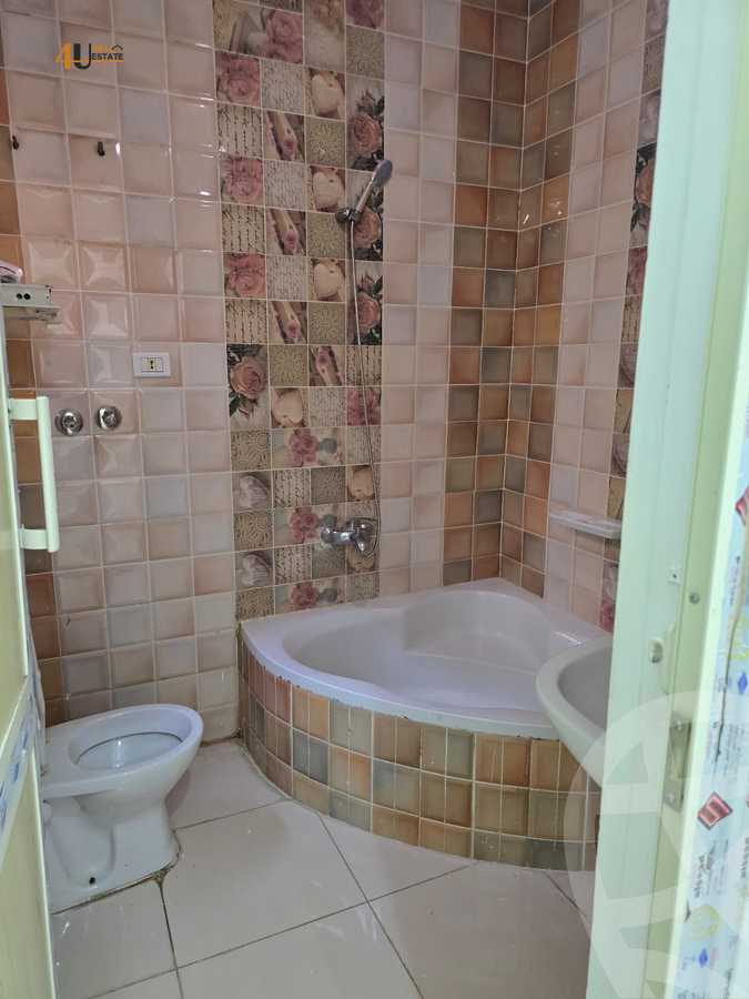 https://aqarmap.com.eg/ar/listing/6210535-for-rent-cairo-new-cairo-south-investors-zizinia-st