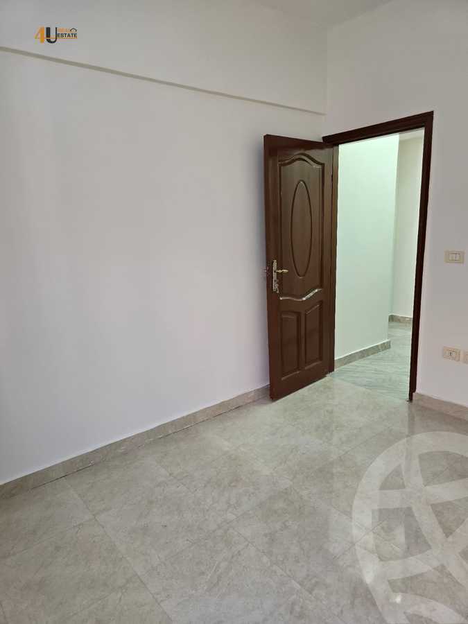 https://aqarmap.com.eg/ar/listing/6210535-for-rent-cairo-new-cairo-south-investors-zizinia-st
