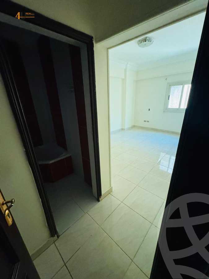 https://aqarmap.com.eg/ar/listing/6216432-for-rent-cairo-new-cairo-south-investors-el-nasr-st