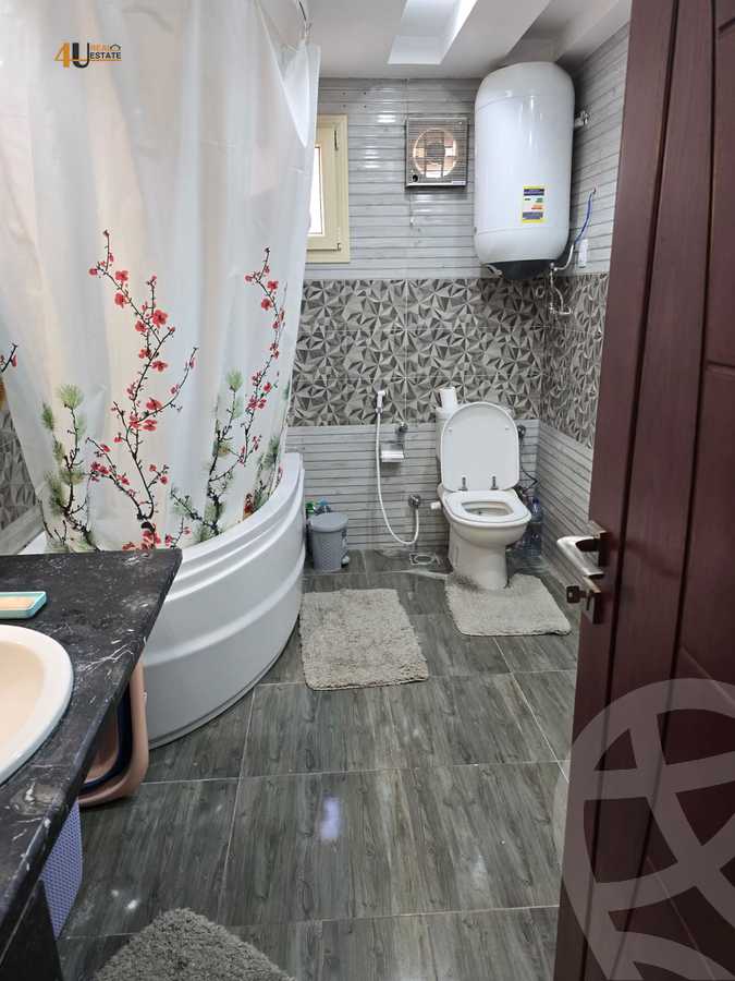 https://aqarmap.com.eg/ar/listing/6272273-for-sale-cairo-new-cairo-el-banafsg-el-banafsag-omarat-al-gabri-st