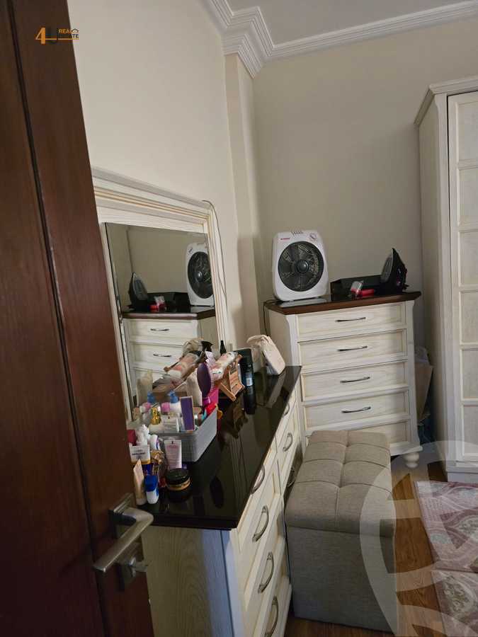 https://aqarmap.com.eg/ar/listing/6272273-for-sale-cairo-new-cairo-el-banafsg-el-banafsag-omarat-al-gabri-st