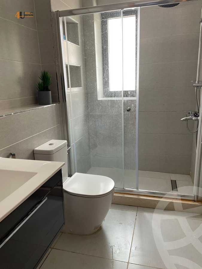 https://aqarmap.com.eg/en/listing/6281057-for-rent-cairo-new-cairo-compounds-lakeview-residence