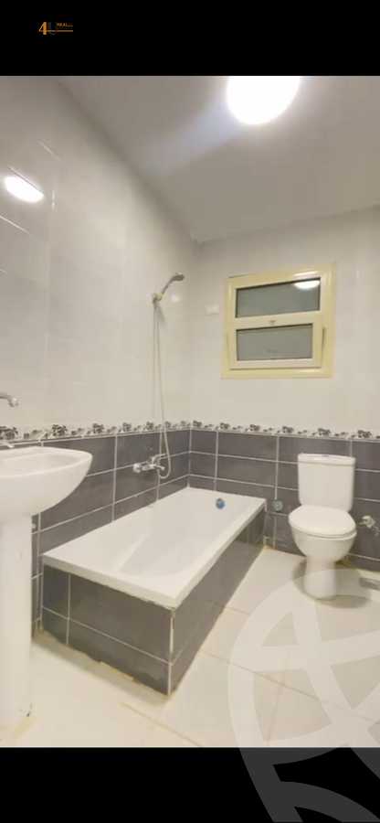 https://aqarmap.com.eg/en/listing/6281383-for-sale-cairo-new-cairo-compounds-mivida-mivida-business-park-emaar