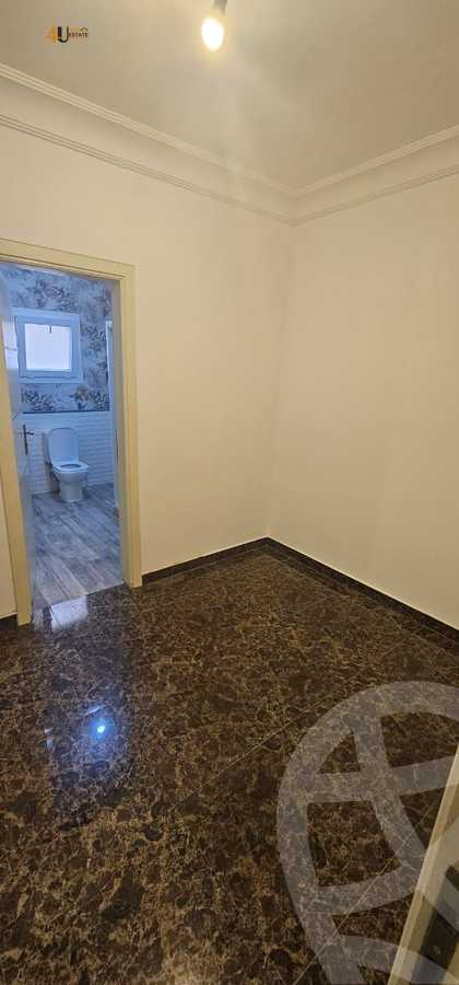 https://aqarmap.com.eg/en/listing/6307991-for-sale-cairo-new-cairo-el-yassamin-el-yasmeen-7-el-shaikh-hassan-mamoun-st