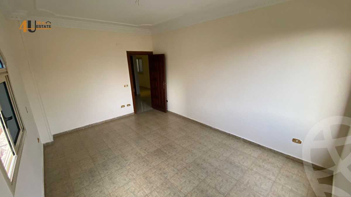https://aqarmap.com.eg/ar/listing/6317744-for-rent-cairo-new-cairo-first-settlement-neighbourhood-5-el-shaheed-islam-raafat-st