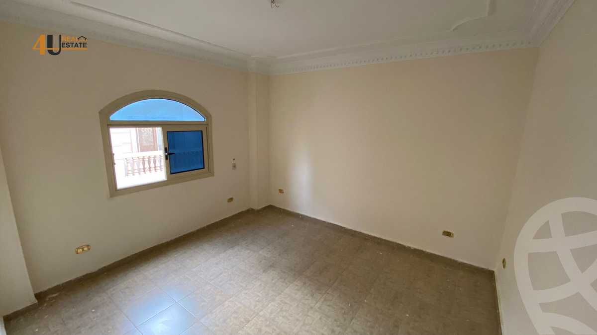https://aqarmap.com.eg/ar/listing/6317744-for-rent-cairo-new-cairo-first-settlement-neighbourhood-5-el-shaheed-islam-raafat-st