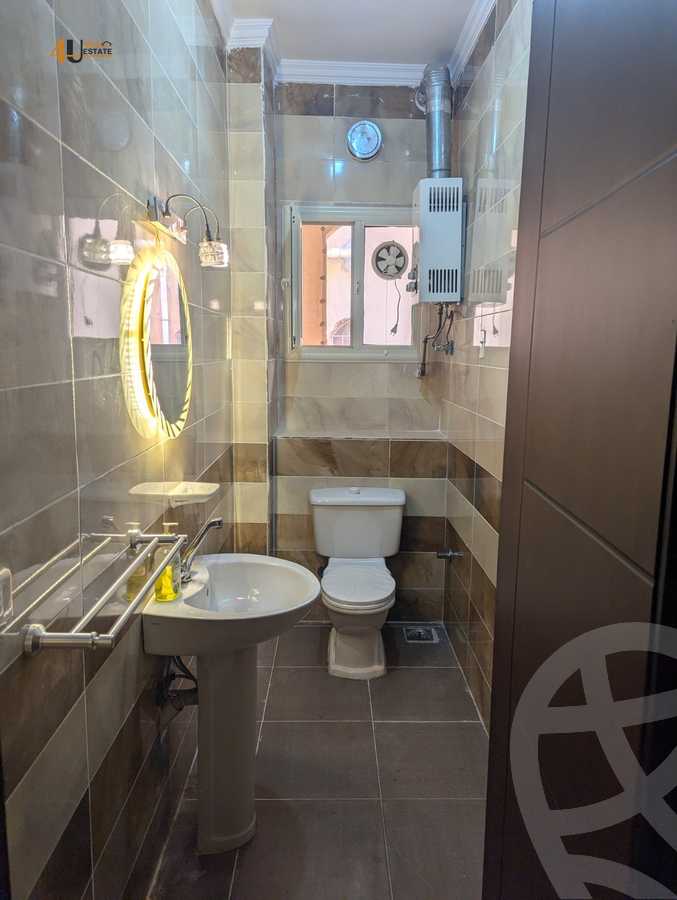 https://aqarmap.com.eg/ar/listing/6329701-for-sale-cairo-new-cairo-south-investors-el-nasr-st