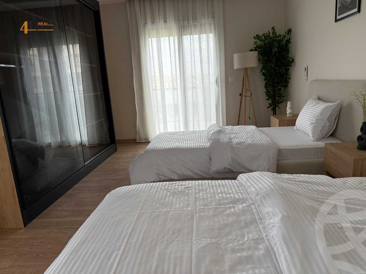 https://aqarmap.com.eg/en/listing/6335974-for-rent-cairo-new-cairo-compounds-lakeview-residence