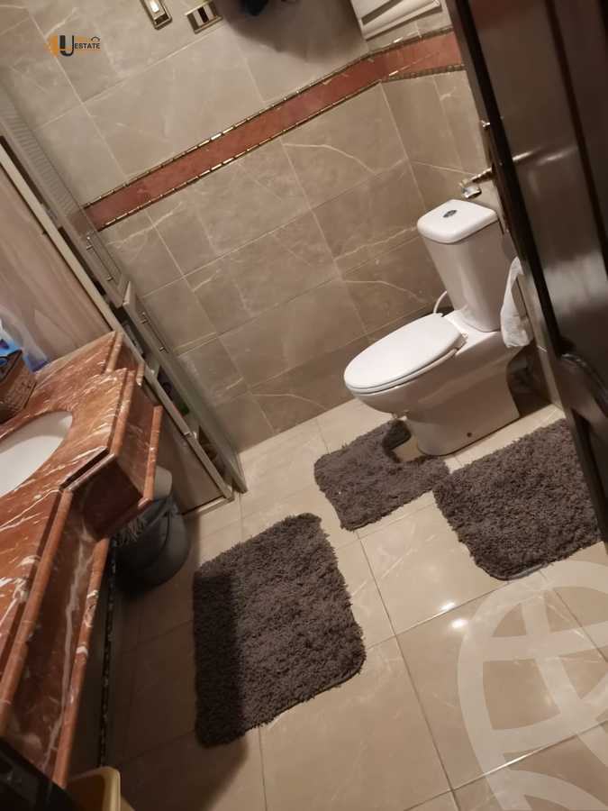 https://aqarmap.com.eg/ar/listing/6337230-for-sale-cairo-new-cairo-ganob-el-akadamiya-south-academy-b-taha-hussein-st