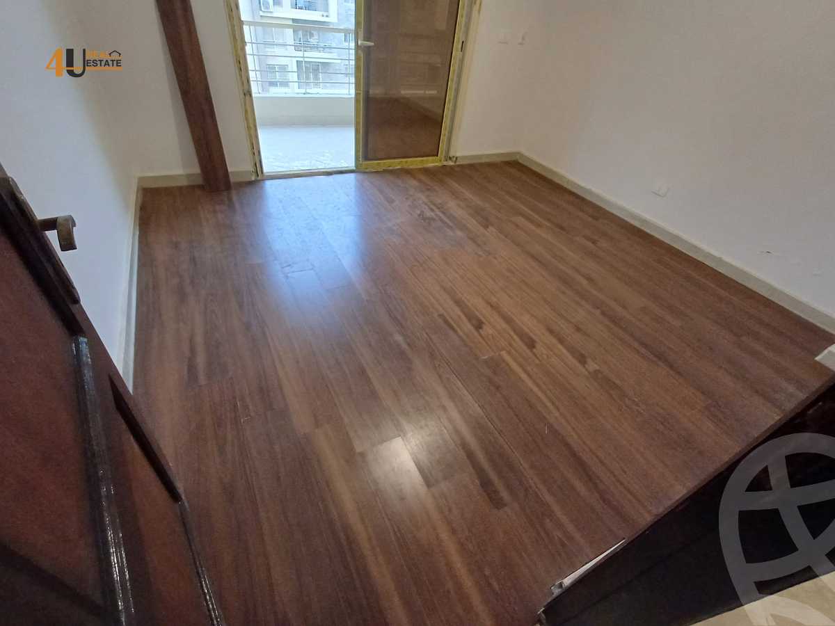 https://aqarmap.com.eg/ar/listing/6338272-for-sale-cairo-new-cairo-compounds-dar-misr-el-koronfel