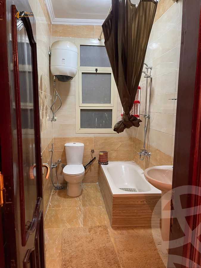 https://aqarmap.com.eg/en/listing/6338541-for-rent-cairo-new-cairo-el-ahyaa-fourth-neighborhood-street-1