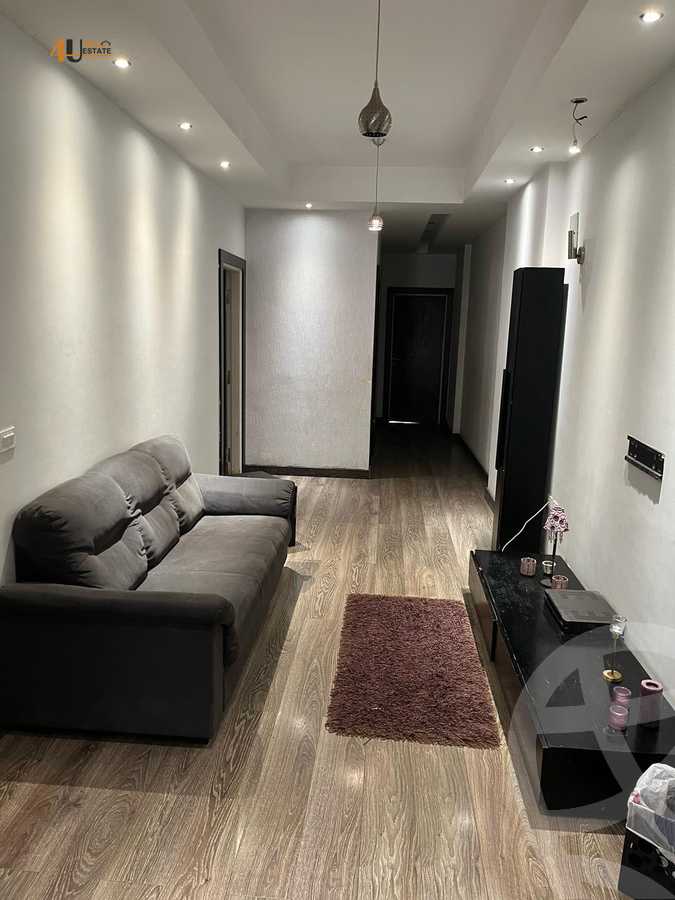 https://aqarmap.com.eg/ar/listing/6359299-for-sale-cairo-new-cairo-ganob-el-akadamiya-south-academy-b-taha-hussein-st