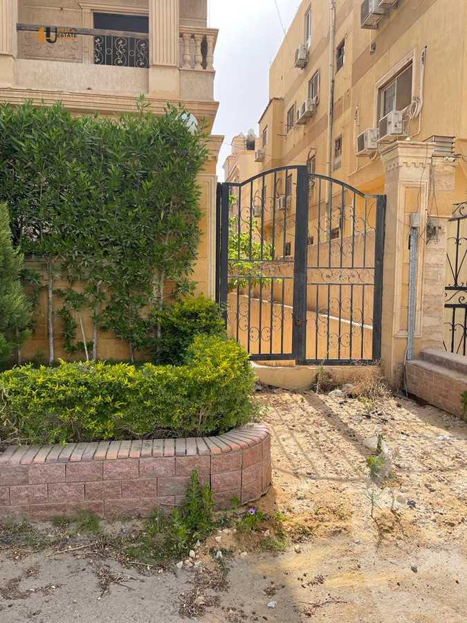 https://aqarmap.com.eg/ar/listing/6359369-for-sale-cairo-new-cairo-el-yassamin-el-yasmeen-4-ali-al-sibai-st