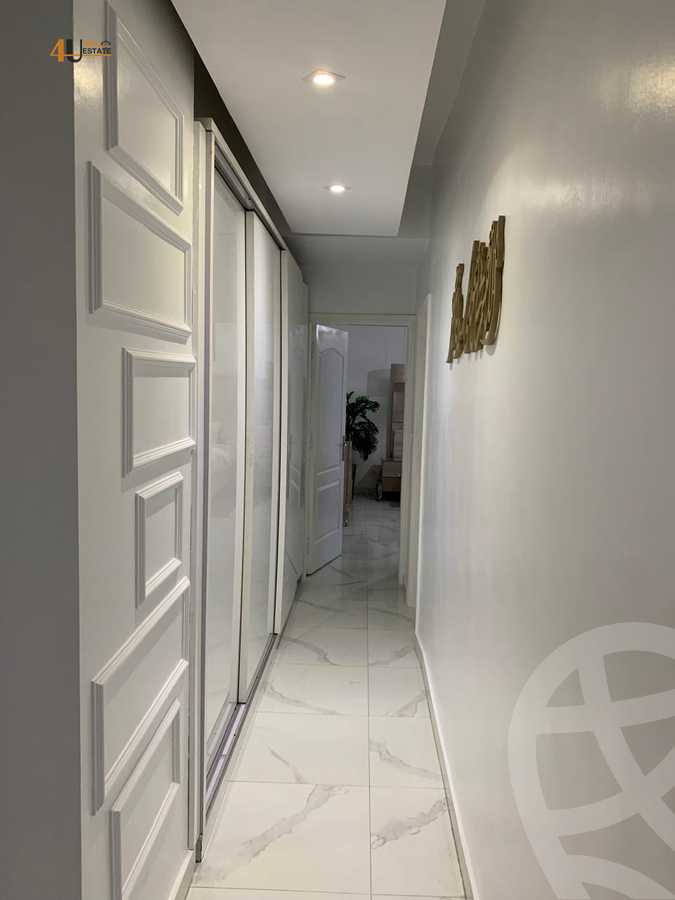 https://aqarmap.com.eg/ar/listing/6374976-for-rent-cairo-new-cairo-compounds-kmbwnd-lnkhyl