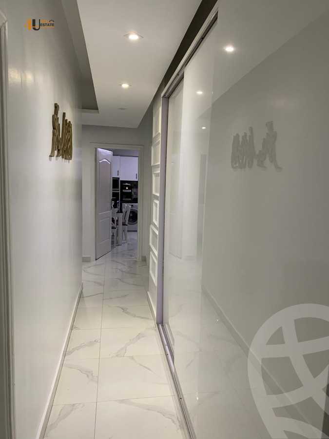 https://aqarmap.com.eg/ar/listing/6374976-for-rent-cairo-new-cairo-compounds-kmbwnd-lnkhyl