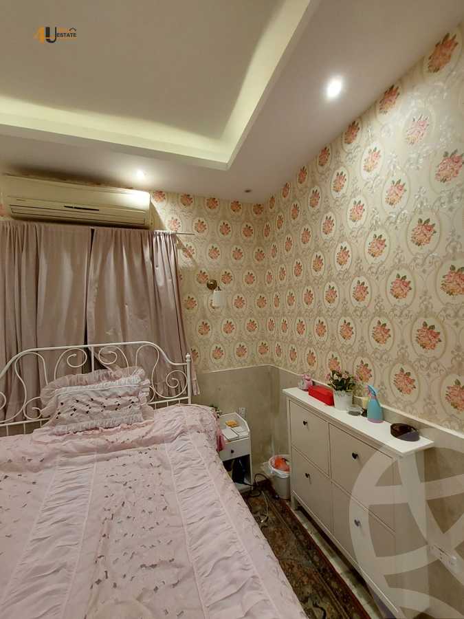 https://aqarmap.com.eg/ar/listing/6380968-for-sale-cairo-new-cairo-first-settlement-mhwr-mstfy-kml