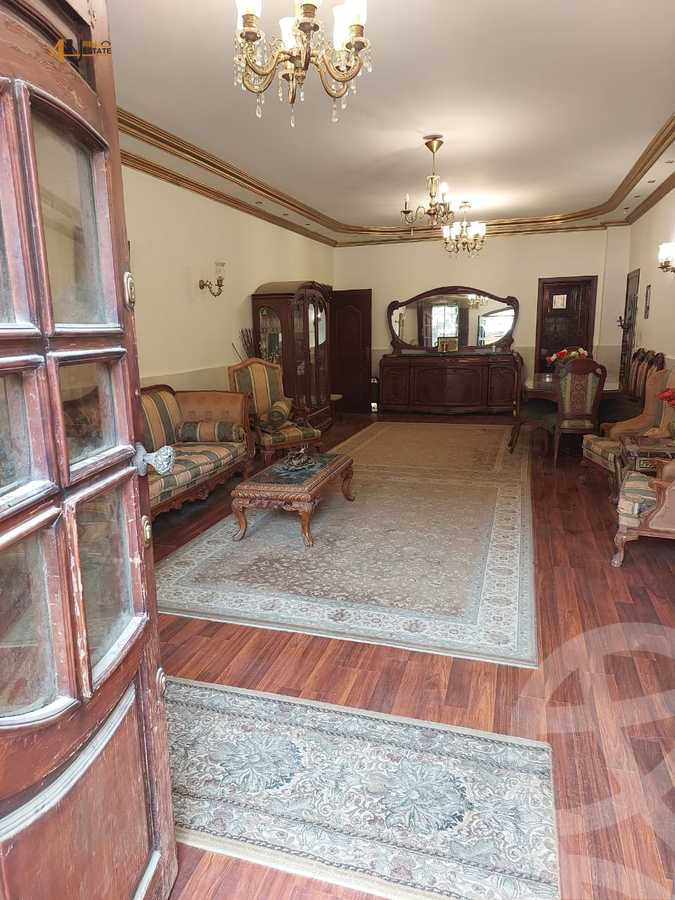 https://aqarmap.com.eg/ar/listing/6380968-for-sale-cairo-new-cairo-first-settlement-mhwr-mstfy-kml