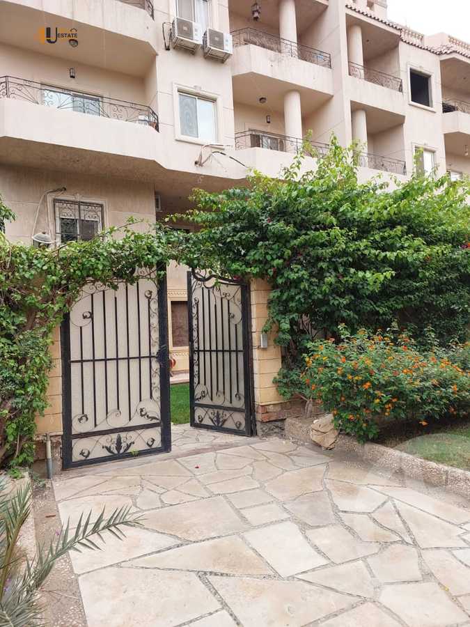 https://aqarmap.com.eg/ar/listing/6380968-for-sale-cairo-new-cairo-first-settlement-mhwr-mstfy-kml