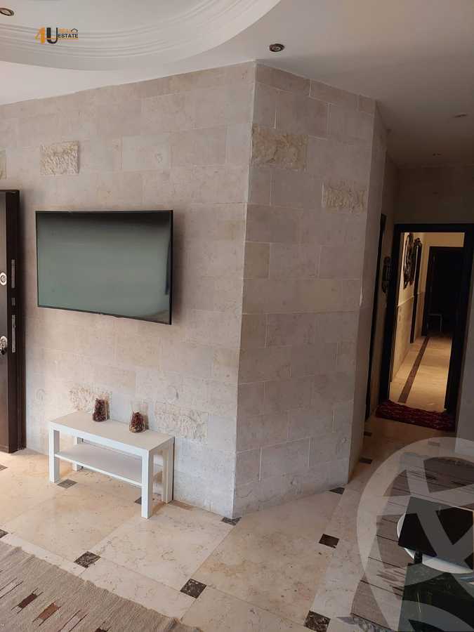 https://aqarmap.com.eg/ar/listing/6380968-for-sale-cairo-new-cairo-first-settlement-mhwr-mstfy-kml