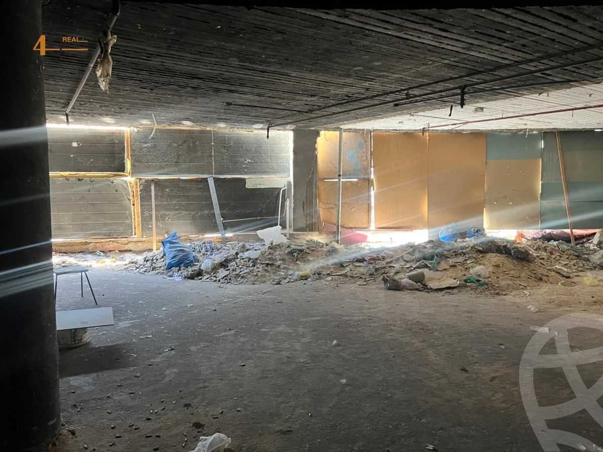 https://aqarmap.com.eg/ar/listing/6381055-for-sale-cairo-new-cairo-first-settlement-mhwr-mstfy-kml