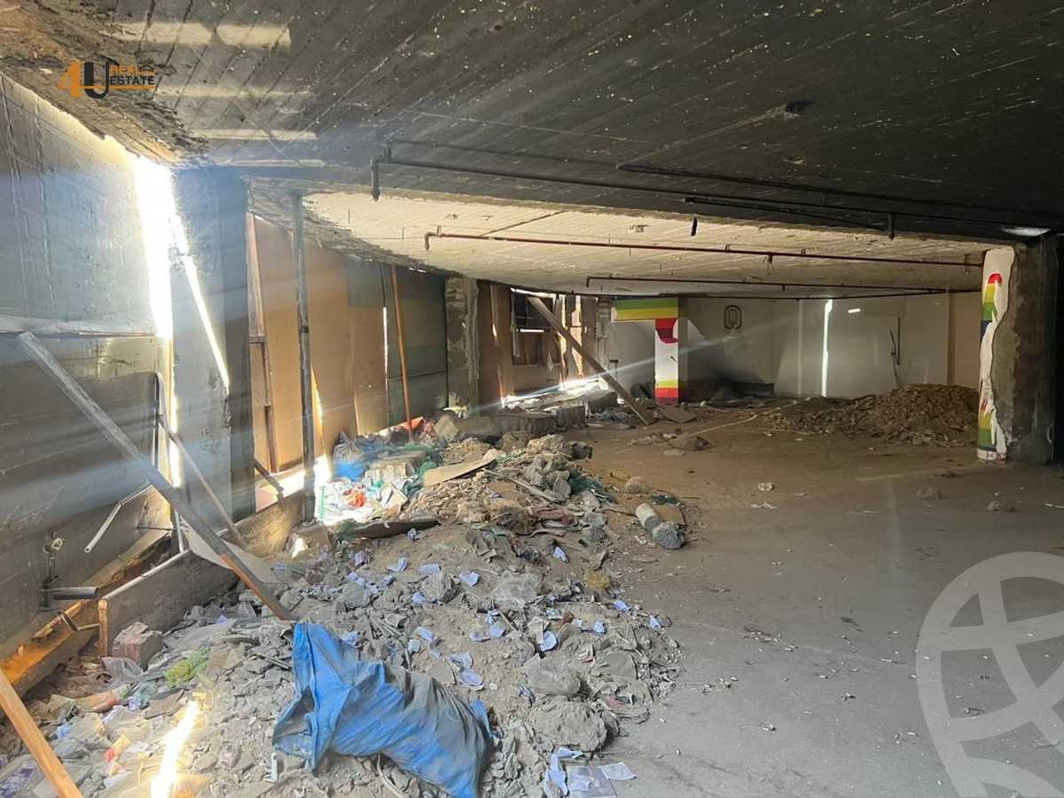 https://aqarmap.com.eg/ar/listing/6381055-for-sale-cairo-new-cairo-first-settlement-mhwr-mstfy-kml
