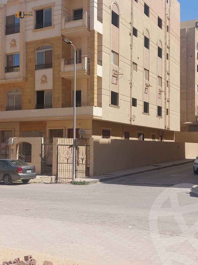 https://aqarmap.com.eg/en/listing/6383459-for-sale-cairo-new-cairo-south-investors-el-nasr-st