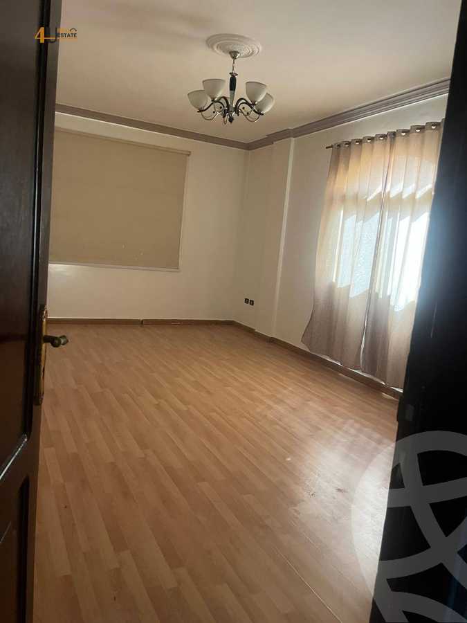 https://aqarmap.com.eg/en/listing/6383490-for-sale-cairo-new-cairo-el-ahyaa-first-neighborhood-street-1