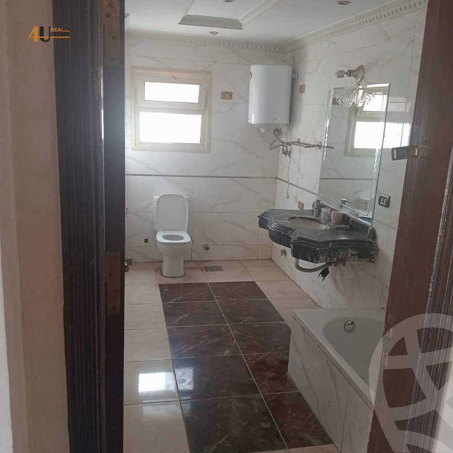 https://aqarmap.com.eg/en/listing/6383490-for-sale-cairo-new-cairo-el-ahyaa-first-neighborhood-street-1
