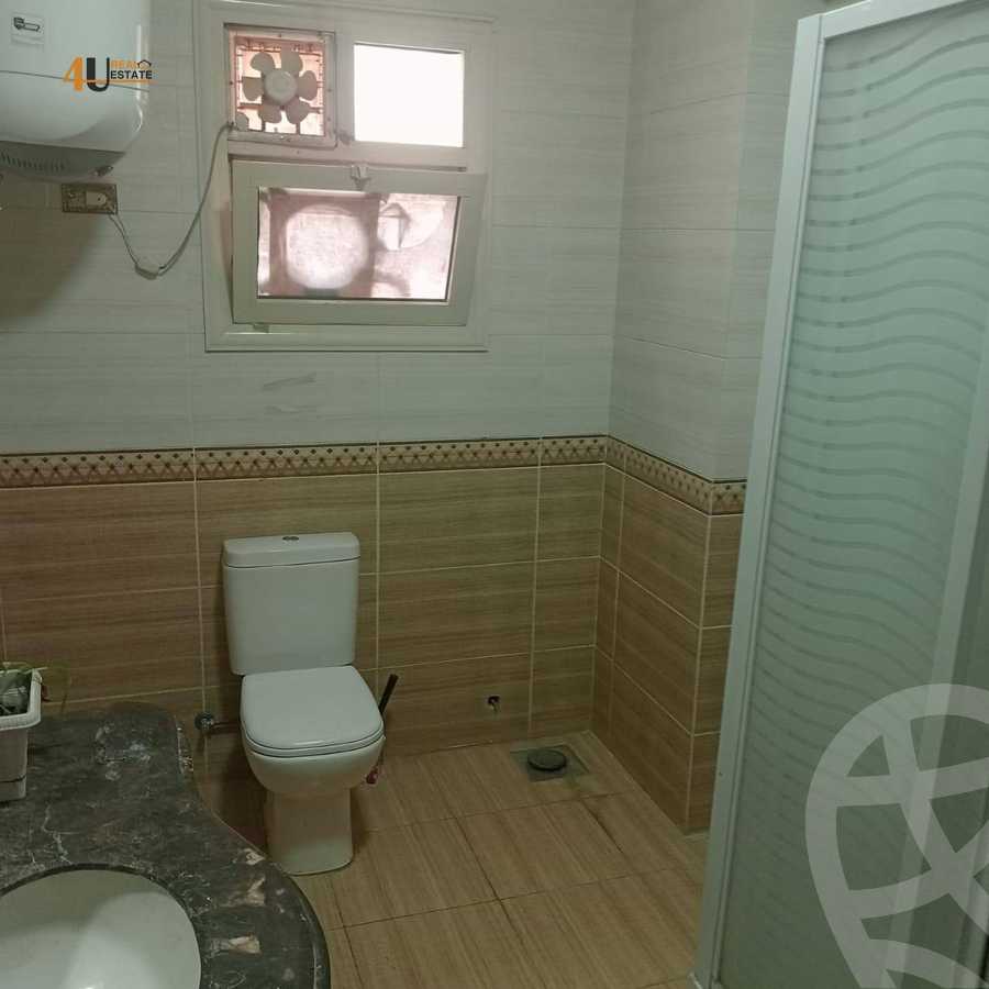 https://aqarmap.com.eg/en/listing/6383490-for-sale-cairo-new-cairo-el-ahyaa-first-neighborhood-street-1