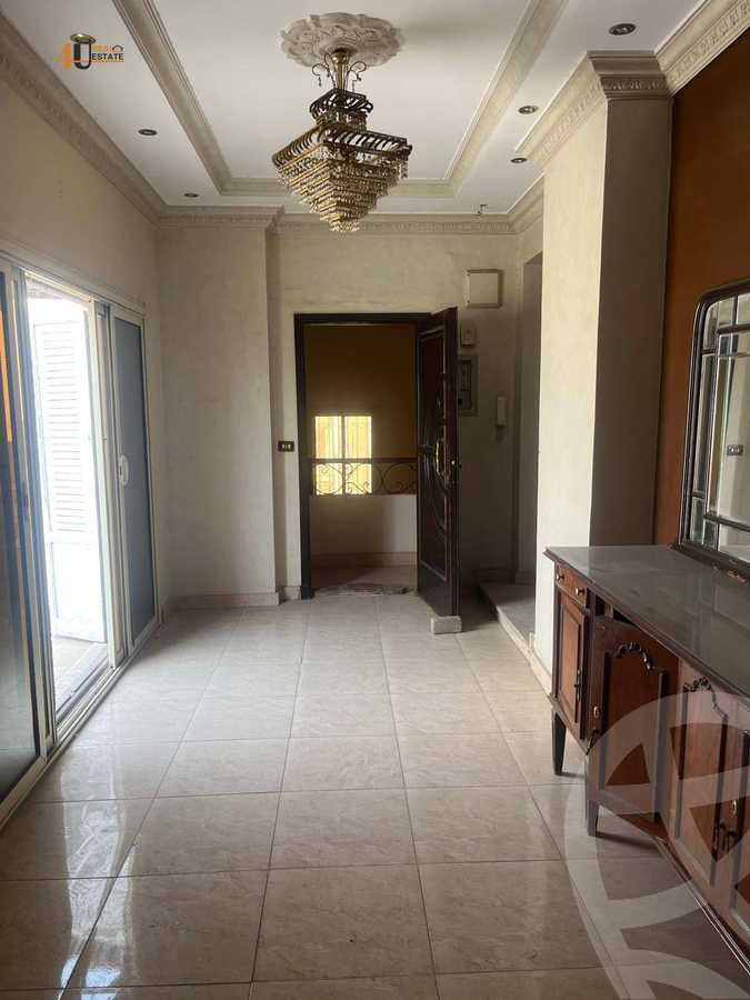 https://aqarmap.com.eg/en/listing/6383490-for-sale-cairo-new-cairo-el-ahyaa-first-neighborhood-street-1