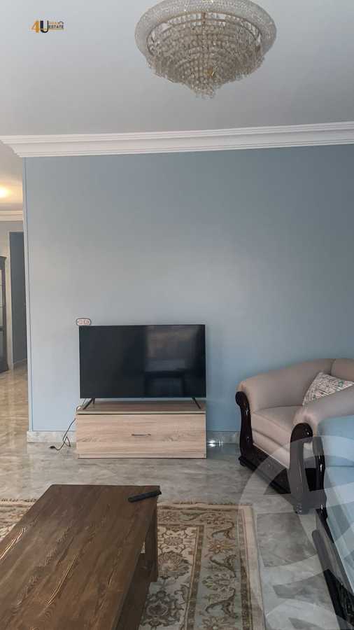 https://aqarmap.com.eg/ar/listing/6383518-for-rent-cairo-new-cairo-first-settlement-mhwr-mstfy-kml