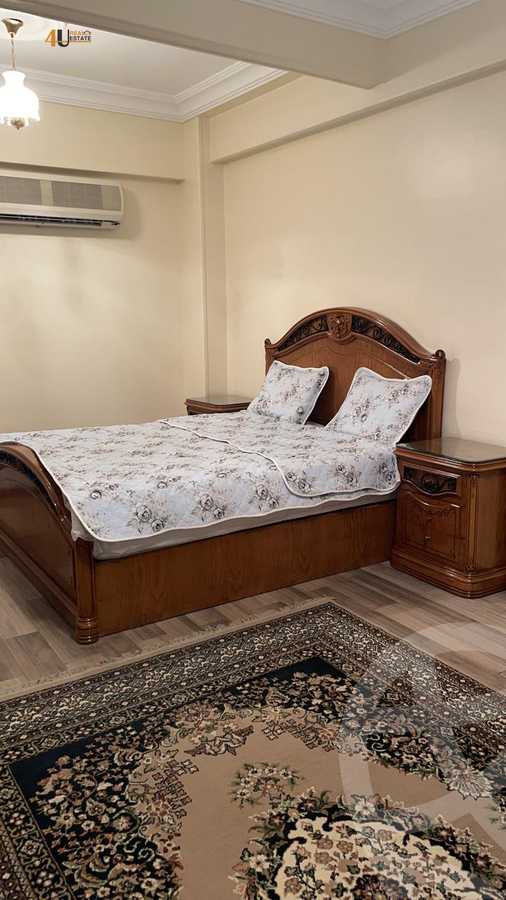 https://aqarmap.com.eg/ar/listing/6383518-for-rent-cairo-new-cairo-first-settlement-mhwr-mstfy-kml