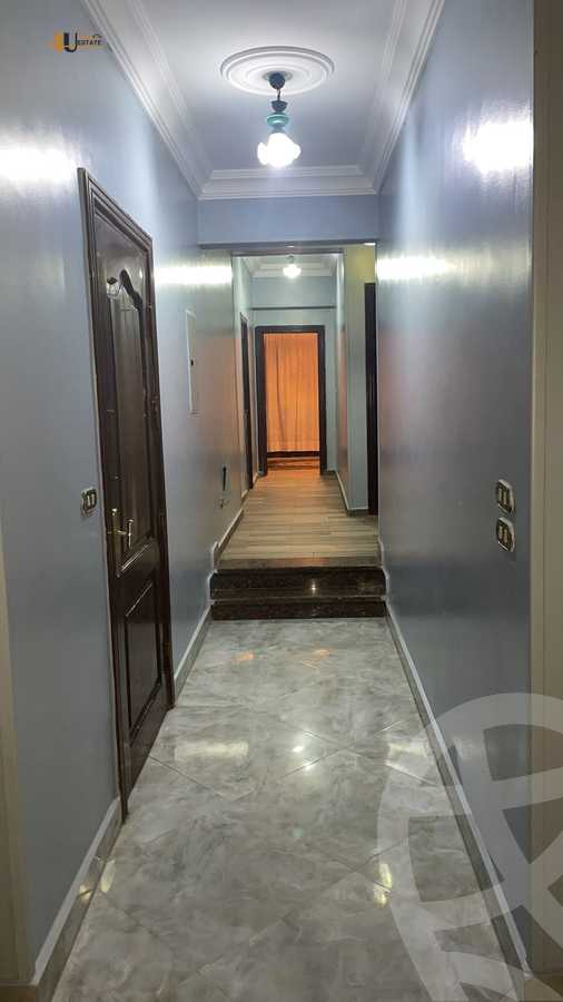 https://aqarmap.com.eg/ar/listing/6383518-for-rent-cairo-new-cairo-first-settlement-mhwr-mstfy-kml