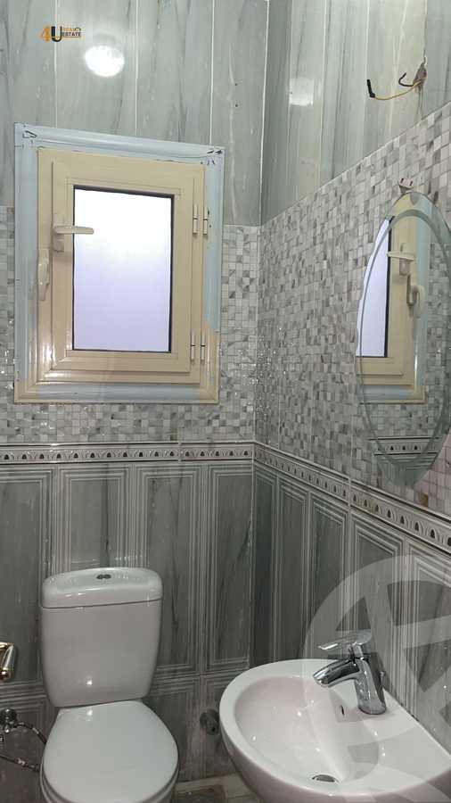 https://aqarmap.com.eg/ar/listing/6383518-for-rent-cairo-new-cairo-first-settlement-mhwr-mstfy-kml