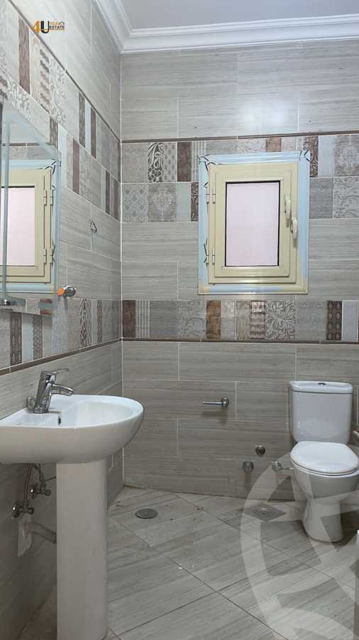 https://aqarmap.com.eg/ar/listing/6383518-for-rent-cairo-new-cairo-first-settlement-mhwr-mstfy-kml
